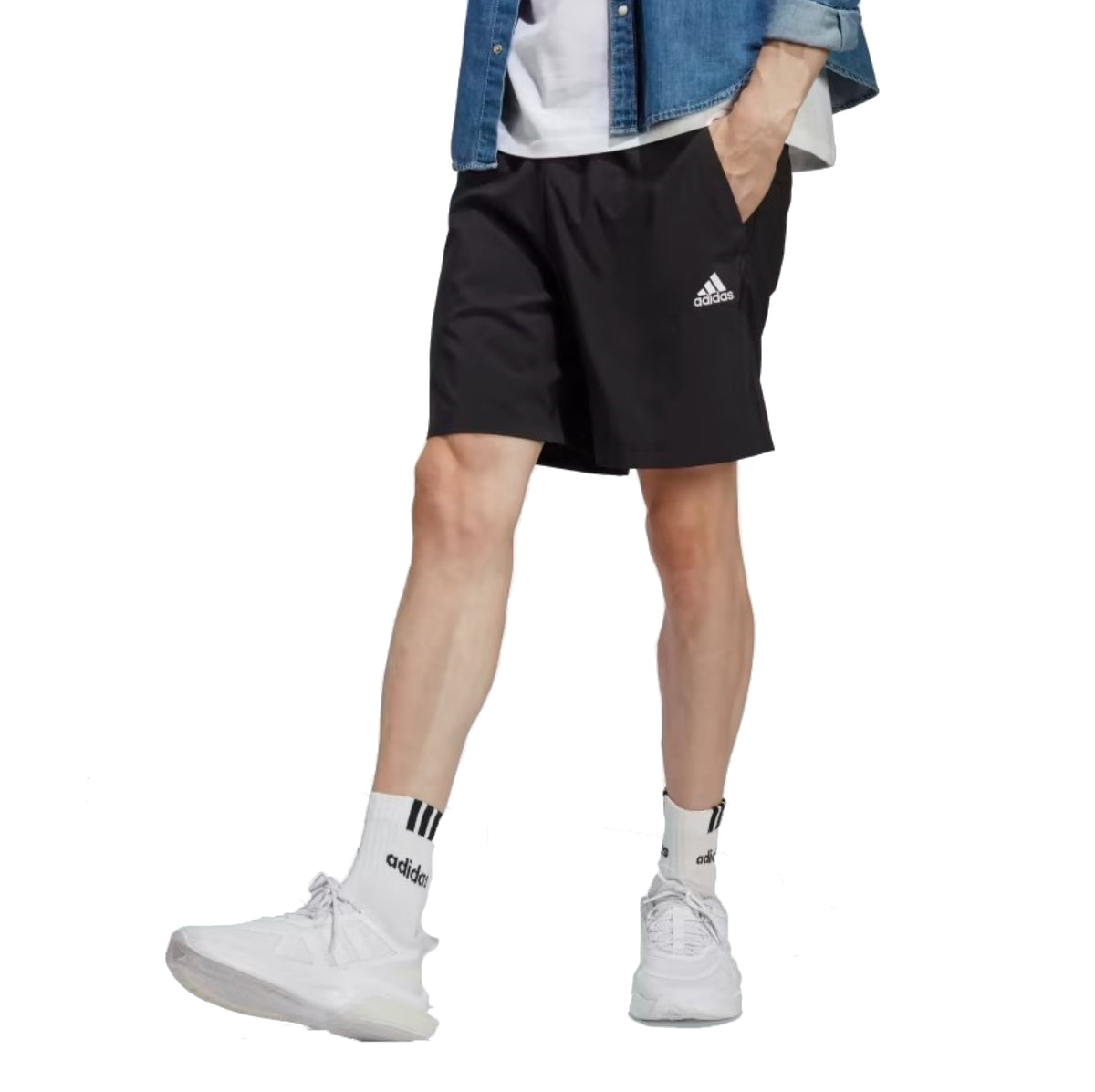 Shorts essentials in poliestere neri con logo Adidas A24 IC9392 / ADIDAS 
