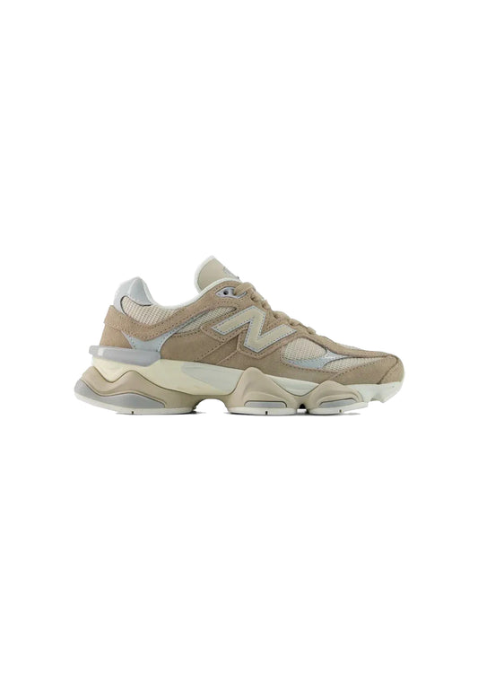 Scarpe sportive beige pelle suede 9060 New Balance A26 U90608AP // NEW BALANCE 