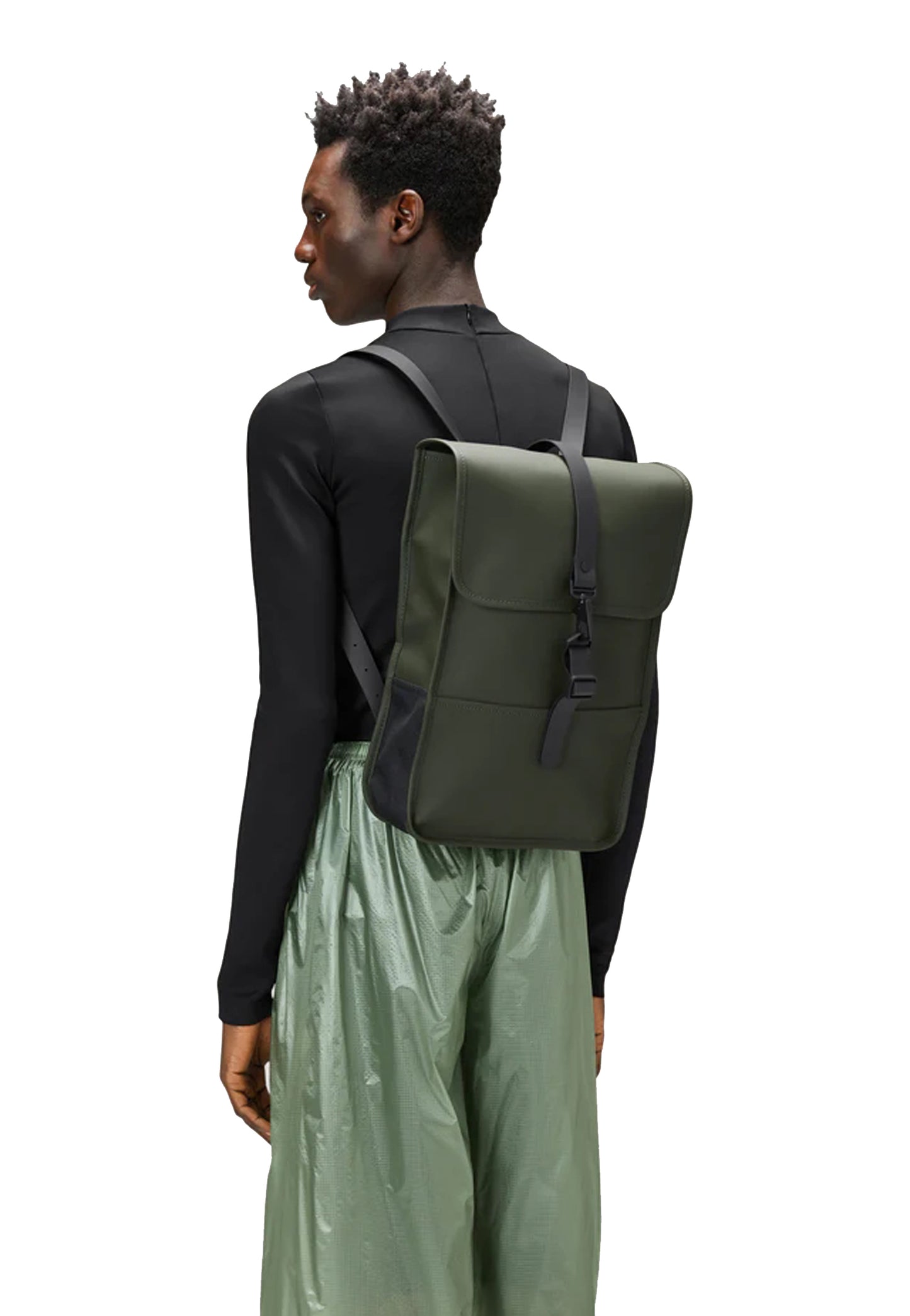 Zaino Bucket hatbackpack mini verde impermeabile Rains P24
