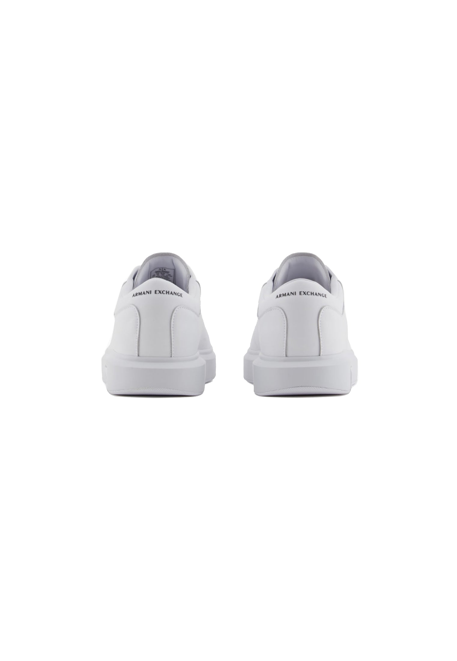 Scarpe sneakers pelle bianca Armani Exchange P26 XUX123 XV534 0015200152 ARMANI EXCHANGE 