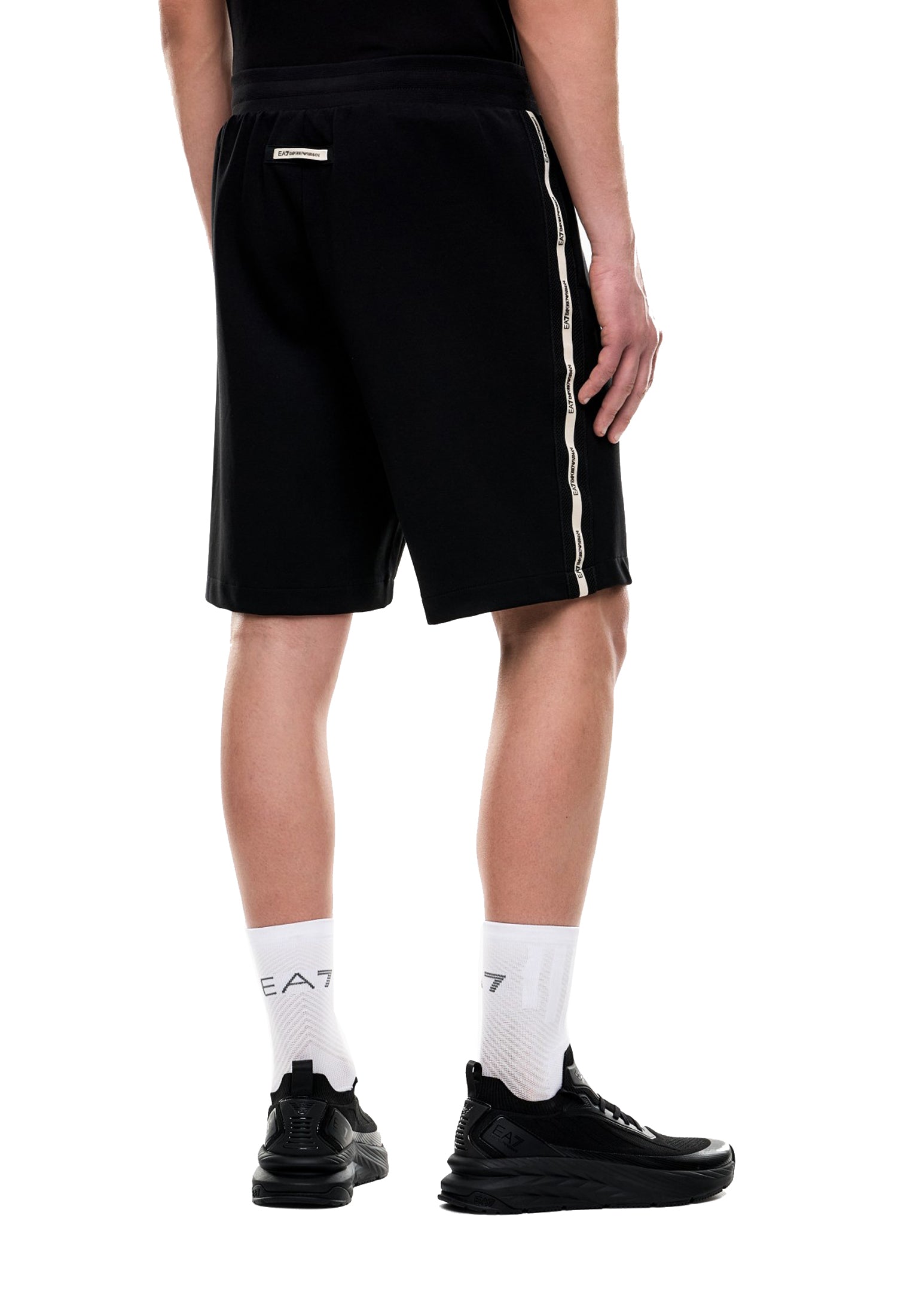 Pantaloni corti Bermuda sportivi neri misto cotone EA7 Armani P26 7M001481 AF12660 UC001UC001 EA7 