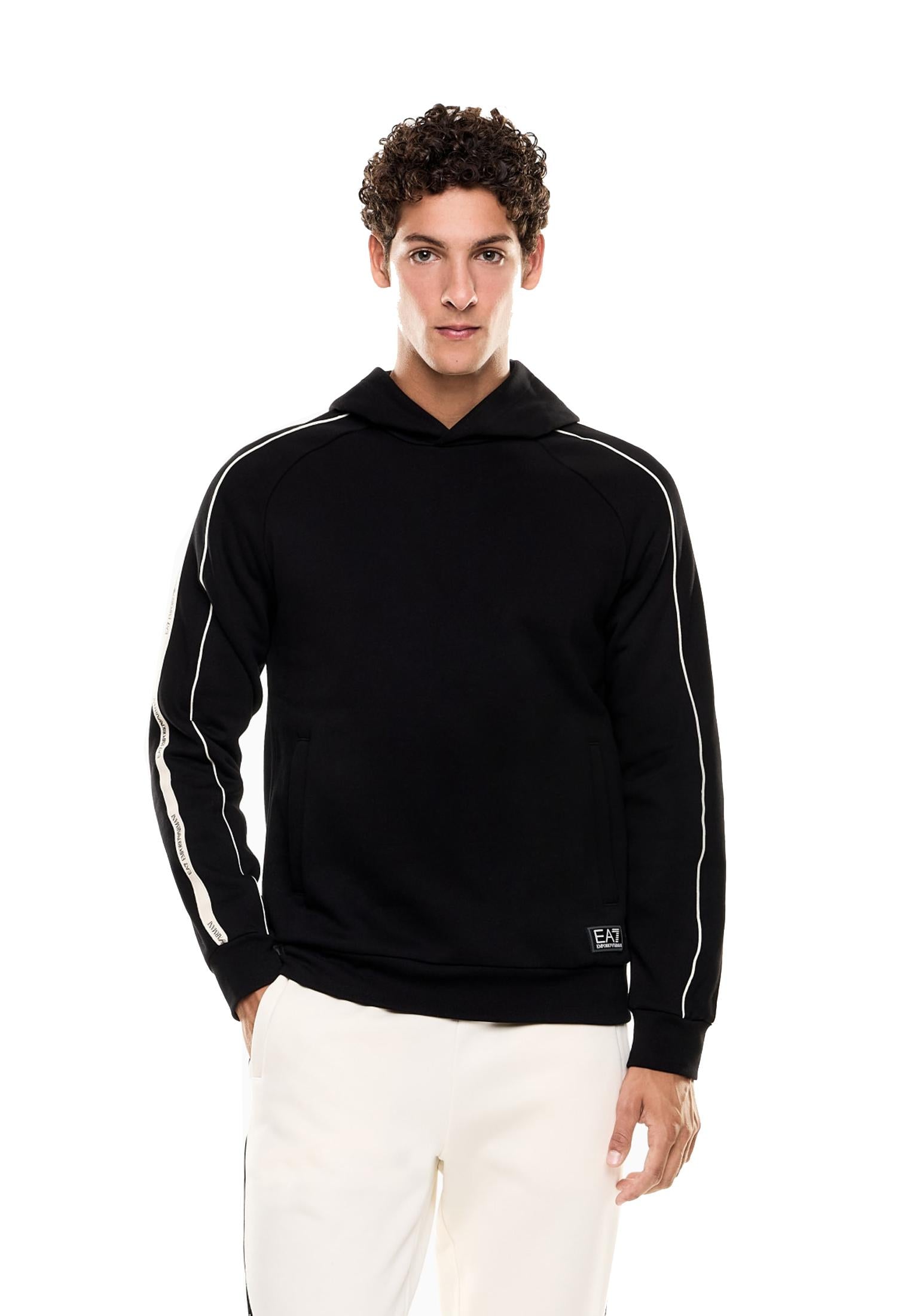 Felpa nera con cappuccio e tasche laterali misto cotone Logo Series EA7 Armani A25 7M000972 AF10377 UC001UC001 EA7 