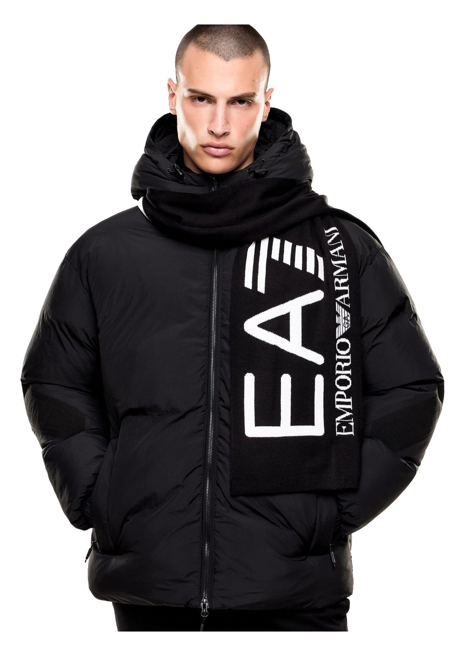 Sciarpa nera e logo bianca Visibility EA7 Armani A25 7X000007 AF11994 MC008MC008 EA7 