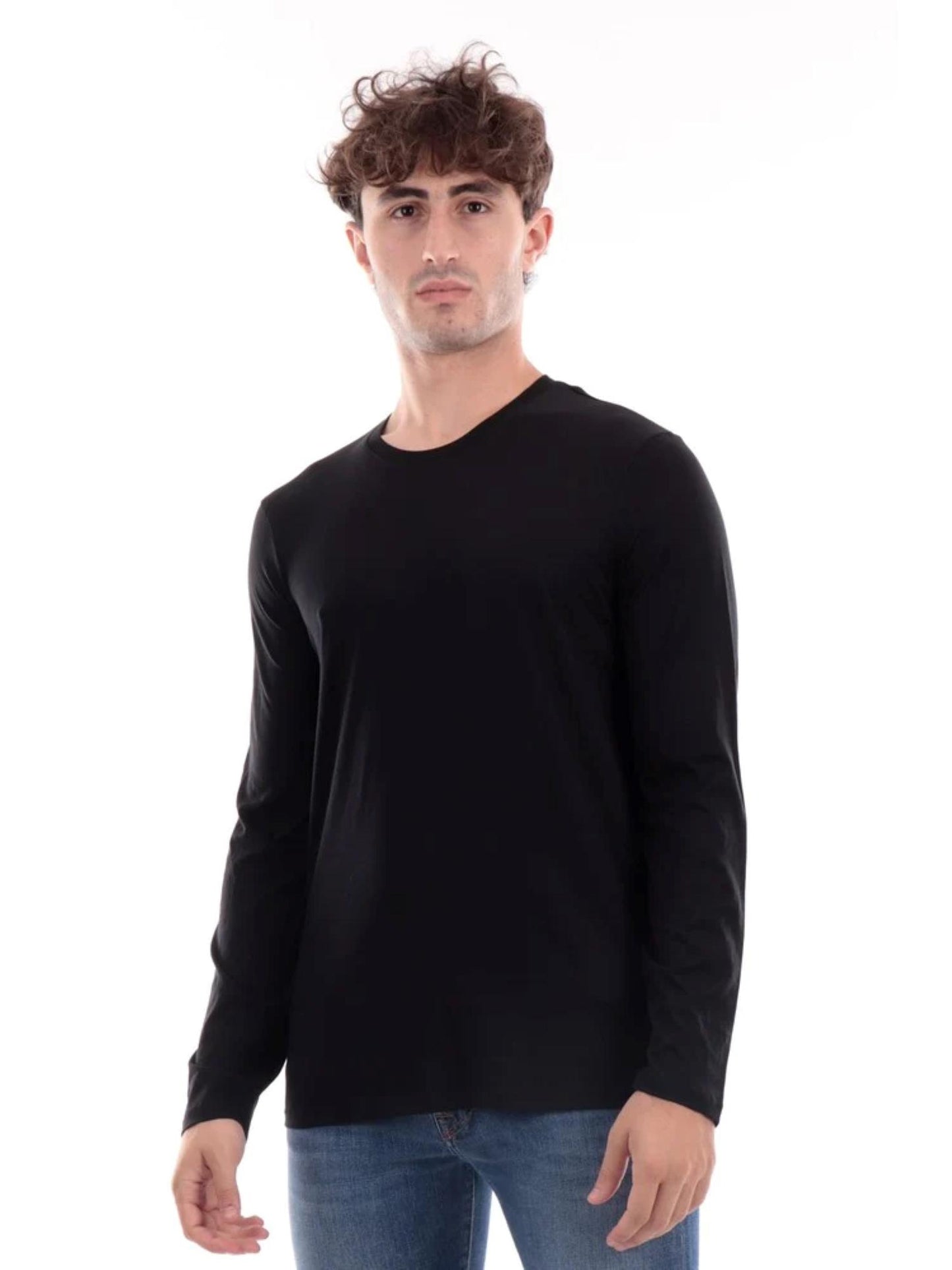 Maglia uomo a maniche lunghe in cotone nera Armani Exchange A24