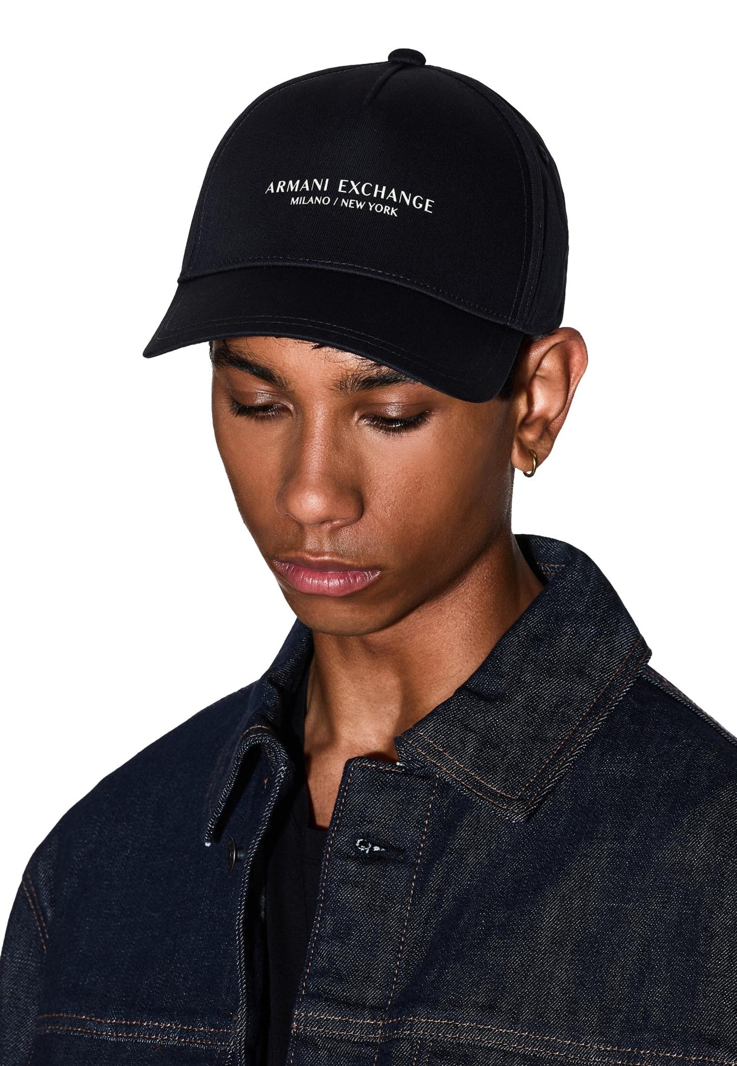 Cappellino con visiera baseball blu Armani Exchange A25 XM001694 AF15502 UB101UB101 ARMANI EXCHANGE 